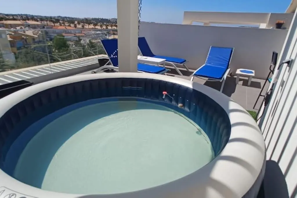 Maison Avec Piscine Et Jacuzzi Guia  Guia (Faro)