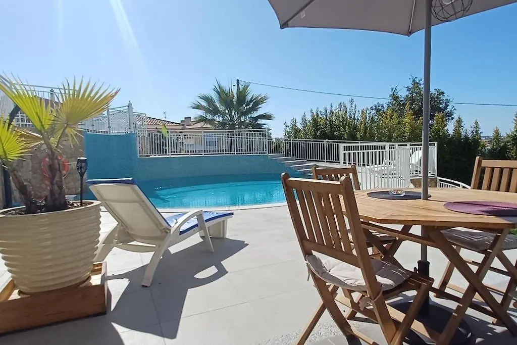 Maison Avec Piscine Et Jacuzzi Guia