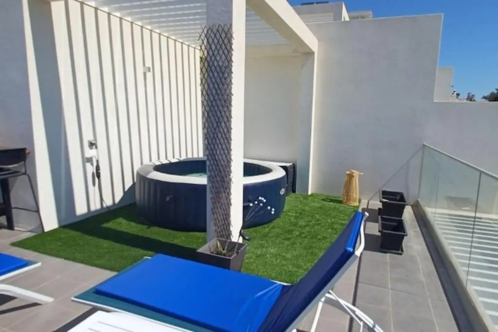 Maison Avec Piscine Et Jacuzzi Guia  0*, Guia (Faro)